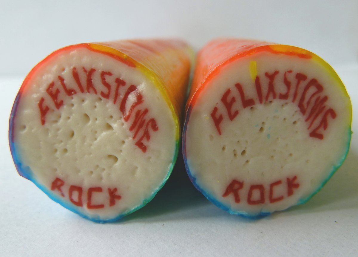 VisitFelixstowe's tweet photo. 🍩 🍎 🧇 🍿 Sticky and sweet! Missing your favourite seaside treat at Visit #Felixstowe? From rock, popcorn and toffee apples, to waffles, candy floss and doughnuts… we can’t wait to tuck in on the prom again soon. #LoveFelixstowe #StayHomeStaySafe https://t.co/SnusCU7sVl