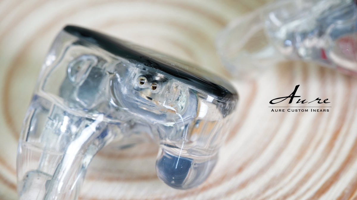AureCustom's tweet photo. UECM to normal 2-pin cm without reshell.

#aurecustom #reshell #iem #ciem #custominears #inears https://t.co/uM4kCv3rp7