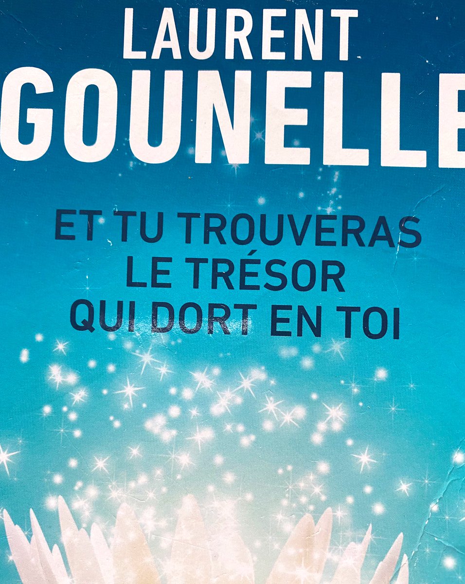 En réponse à <a href="/sebmms/">Sebastien Musset</a> je relève le défi #JocsdeLectura :
1/ publier une photo d une couverture d un livre sans commentaire  2/ envoyer ce défi ❤️😜💪😄A votre tour de relever :
@rouixjosiane26 <a href="/Akogbekan24/">Akogbekan</a> <a href="/Jeremyy_moreau/">Moreau Jérémy</a> <a href="/CharlotErwan/">Erwan Charlot</a> <a href="/BDelpeuch/">B Delpeuch-Bernard 🏳️‍🌈</a>