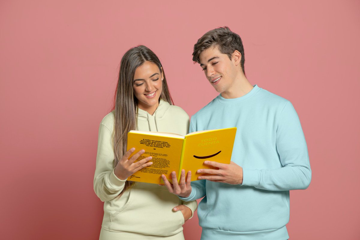 LetrameLibros's tweet image. "Todo Cuenta" de Diana M Orero, nos narra la historia de pequeños que nos enseñan que es bueno tener la cabeza amueblada. Pero en lugar de muebles, deberíamos tener la cabeza llena de barcas. 
¿Quieres saber má sobre ella? Hax clic mtr.cool/wzhtwpfaxm
#Quedatencasa #Letrame