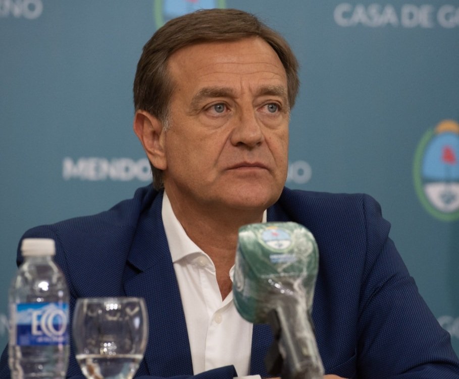 MendozaGobierno's tweet photo. ⚠️Para comprar en comercios y supermercados se tendrá en cuenta la terminación del DNI

Luego de la publicación del Decreto Nº563 se conocieron nuevas limitaciones que rigen para todos los departamentos de la provincia. Más info: https://t.co/XhgCkmOXnF https://t.co/3BUMbXcNz1