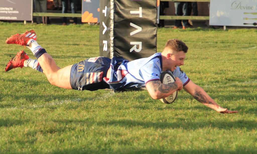 RotherhamRugby's tweet photo. We would like to thank our Titans Player Sponsors for their support throughout the 19/20 season – Supporters’ Club members, don’t forget to vote for your favourite player before Friday!

@itsBOXY - Sam Boxhall was sponsored by The Lads on the Steps https://t.co/JQjEVLPDqO