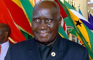 pheladi1's tweet photo. Happy 96th to former President of #Zambia #KennethKaunda https://t.co/o7lvfsqksK