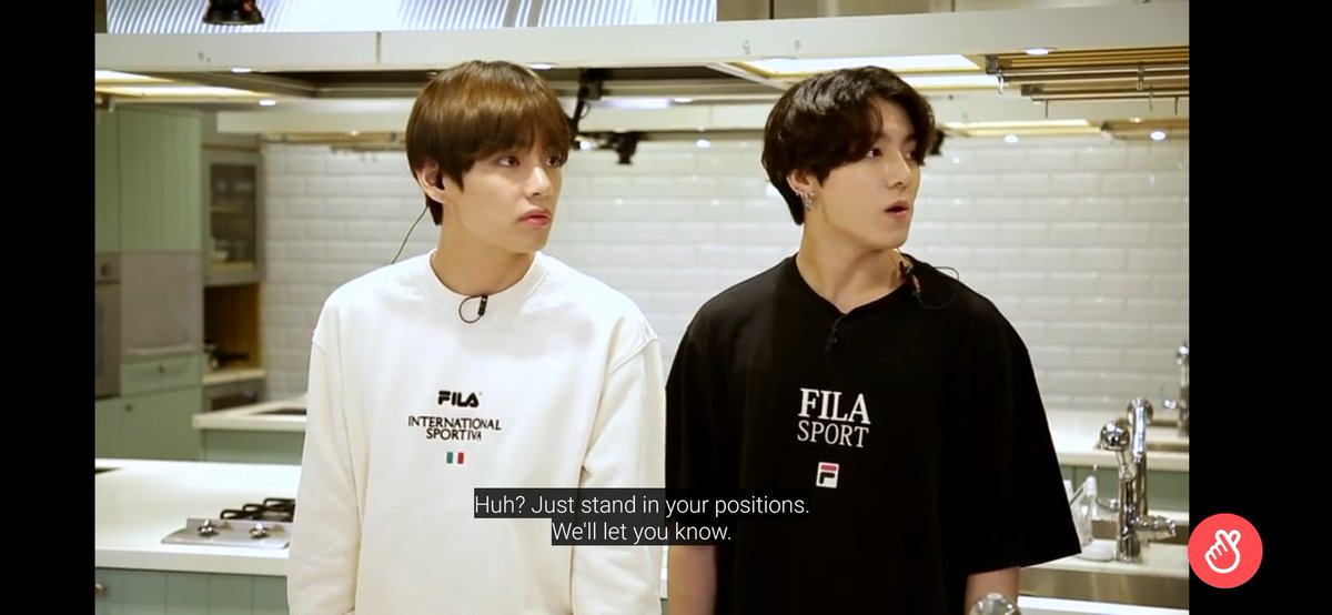 purplesansh1ne's tweet photo. E anche oggi l'Italia è presente nel Run bts❤🇮🇹
PROUD
#BTSinItaly #ItalyneedsBTS #BTS #BTSARMY #방탄소년단 https://t.co/JEDbRoK2qK