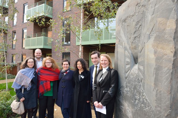elondems's tweet photo. @mayorofhackney @LovingDalston @hackneycouncil The quiet residential walkway where you are standing (2015) Mr Mayor, is about to be overshadowed by an office block taller than the old Baths chimney. Many residents will lose almost all sunlight; with a 24hr entrance for 800+ office workers on Swimmers Lane, their privacy too. https://t.co/qzN4IZE7Il