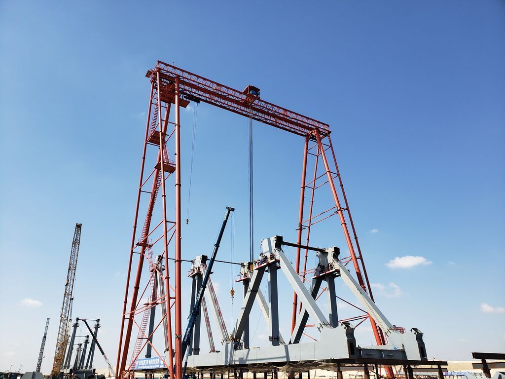 maffeisengineer's tweet image. Maffeis Engineering is proud to share some progress photos of our project, The El Ferdan Railway Bridge, the longest swing bridge in the world with total length of 640 m, crossing the Suez Canal in Egypt.
#MaffeisEngineering #Bridge #Steel #SuezCanal #ElFerdan #SwingBridge