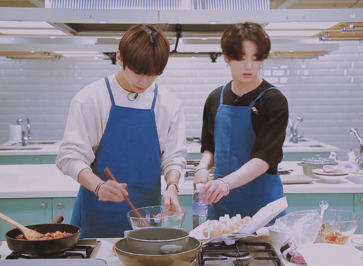 Seuko091230's tweet photo. #JK #V https://t.co/EpJhn5PHO8
