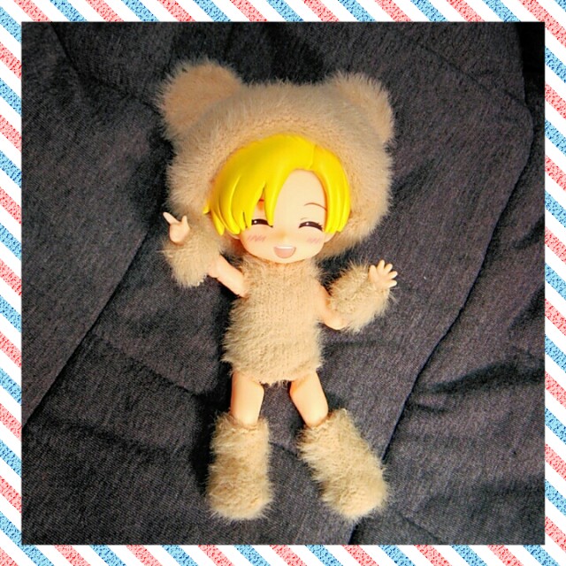 手袋をカットするだけ 超簡単ドール服の作り方 Togetter