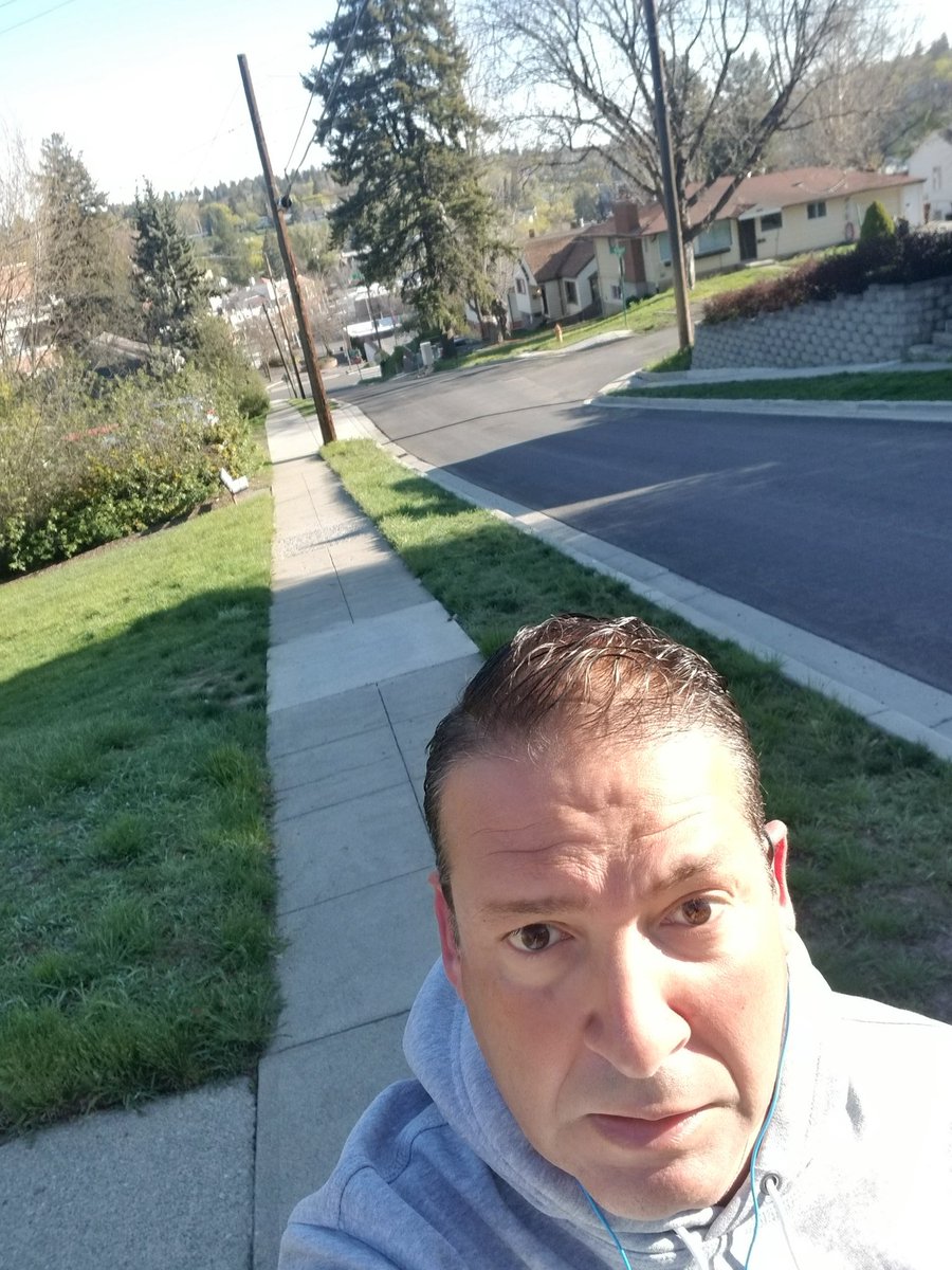 LMSprincipals's tweet photo. Yikes! High Street no joke. @cbrandonchapman @PullmanWA #lmsproud #gettingmysteps https://t.co/0vM3aVQKDk