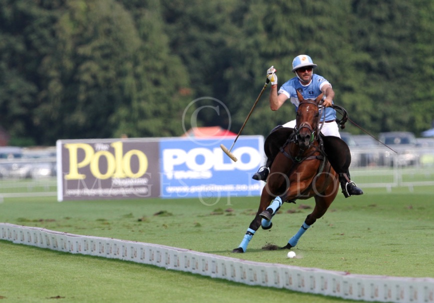 PoloTimes's tweet photo. Argentina Bans Flights Until 1 September with no internal and international commercial flights. This decision has a direct impact upon polo across the globe, as well as here in the UK – click here to read more: https://t.co/oxFix0V17J 📸@imagesofpolo
#polonews #coronavirus #polo https://t.co/4QeEvAiLJU