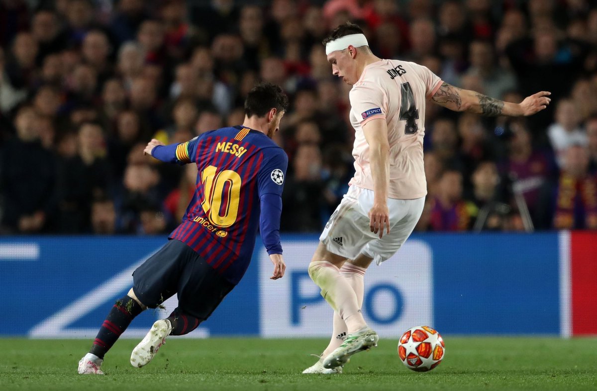 Quotes on Messi 🗨️ tweet media