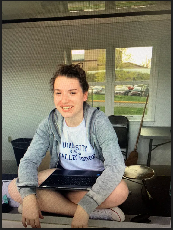 kdcrosscountry's tweet photo. Karlie Fromm

4th year on the T&amp;F team!
Ran and became a team manager
Attending Elizabethtown College in their Pre-Physician Accelerated Program!
T&amp;F memory: Huddling under the high jump mat cover during a snowstorm with teammates.

#SeniorNight https://t.co/9ya4l9ME7a