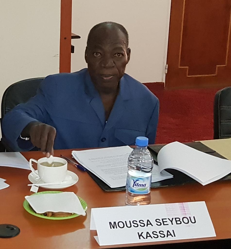 cdcniger's tweet photo. Le président de la commission de surveillance de la Caisse des Dépôts et Consignations du Niger (CDC Niger), les Commissaires Surveillants et l'ensemble du personnel présentent les condoléances  suite au décès de son membre Monsieur Moussa Seybou KASSAI  le 27 avril dernier. https://t.co/3zHG2b0XZ3