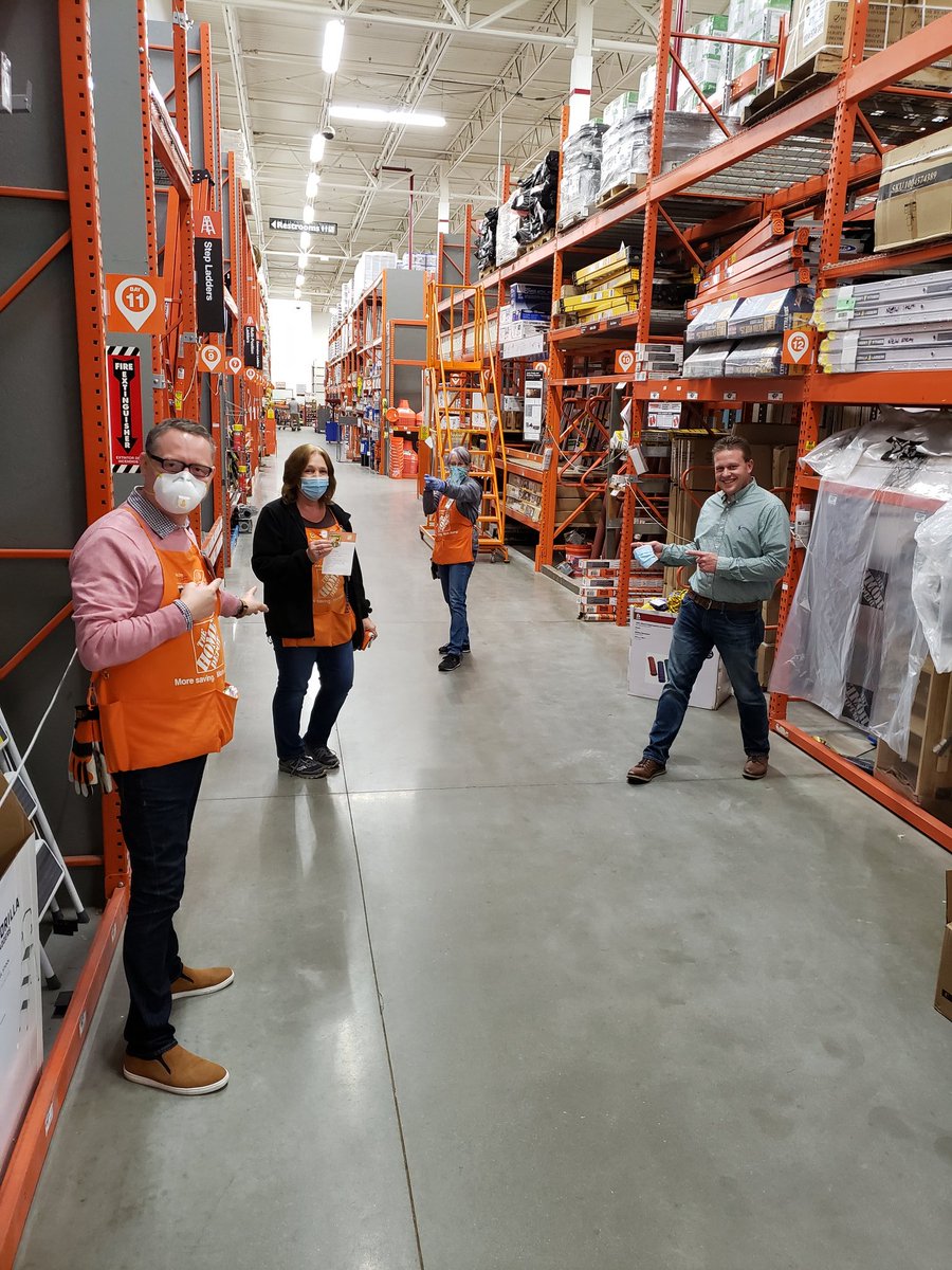 Congratulations to Sandy our Head Cashier on her Homer. She has been holding down the frontend.  Thank you for all you do. <a href="/PaxtonCoats/">Paxton Coats</a> <a href="/HKuczirka/">Hannah Kuczirka</a> @kellyellison555 @Hd6221Raf <a href="/NadalWesley/">Wesley Nadal</a> @MandaaB8 <a href="/FFolberth/">Felicia Folberth</a> <a href="/maryanne_stl/">Maryanne St. Laurent</a> <a href="/JamalMcWilliam1/">Jamal McWilliams</a>