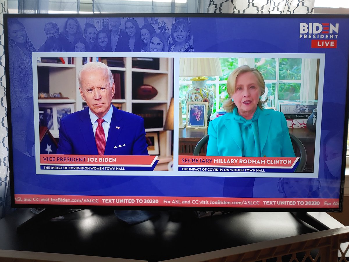 DealProgressive's tweet image. Who is this supposed to appeal to? The undecided voters in Michigan or Wisconsin that voted for Trump instead of Clinton? What a joke.