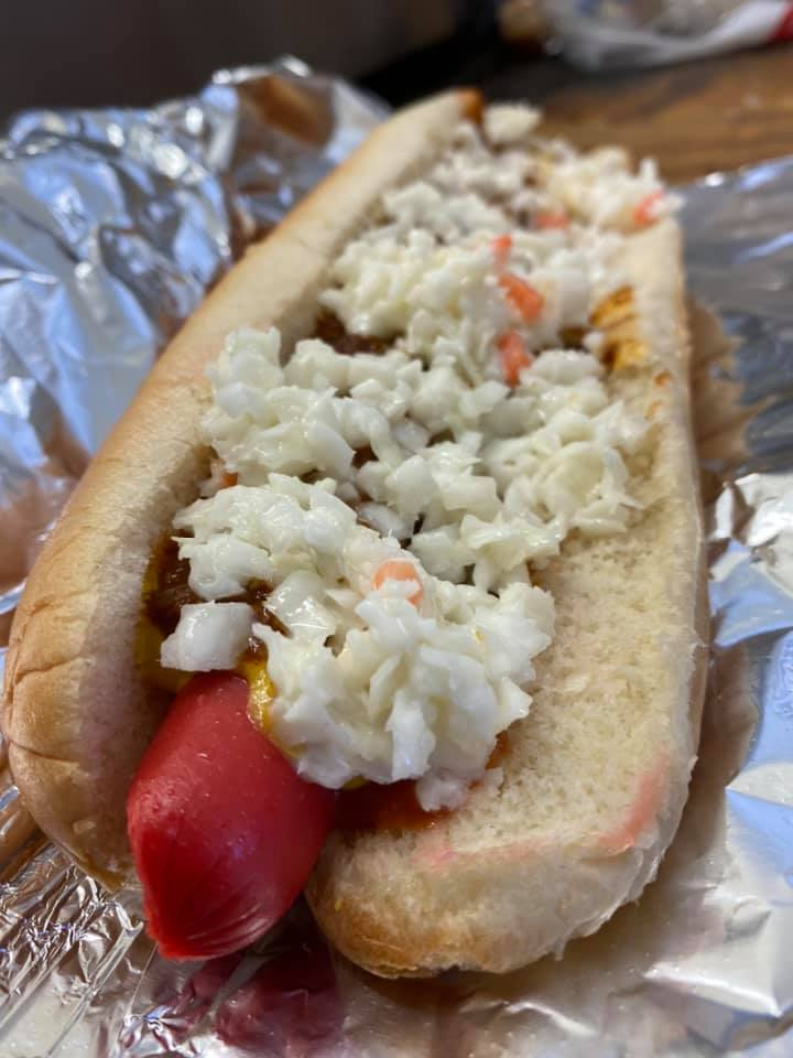 DebbiesDriveIn's tweet image. Are you ready for lunch yet?! 🌭

📲: 434-447-8136
#debbiesdrivein #debbiesdriveinsouthhillva
#southhillva #lovesouthhill #moremeck #sounexpected