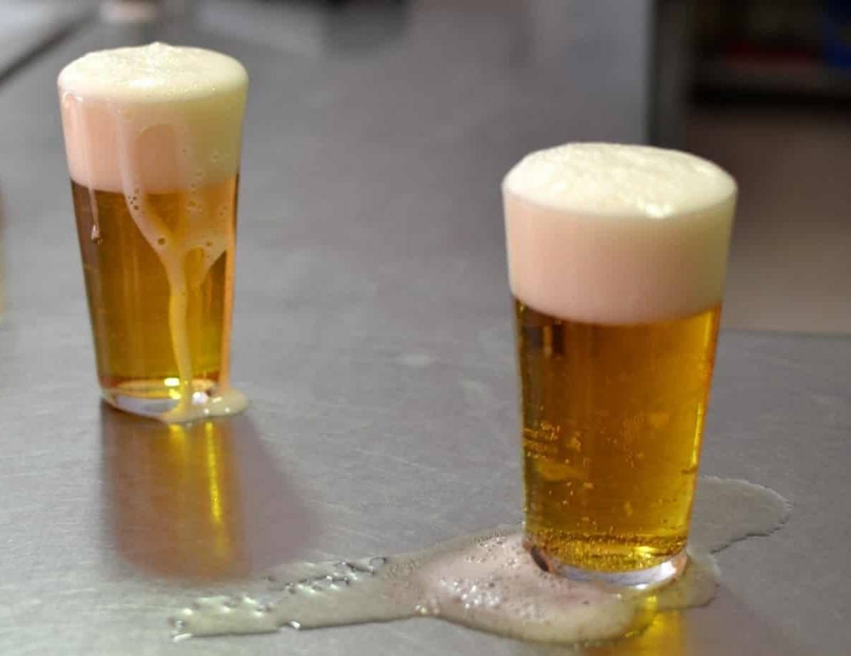 All you need to know about ordering a beer in Spain!

discoverbarcelona.org/how-to-order-a…

#beer #caña #zurito #cerveza #travel #biker #spain #catalunya #foodtours #Barcelona #discoverbarcelona #nightlife #foodanddrink #motorbiketours #holidayspain #eatlikelocal #justfortheride