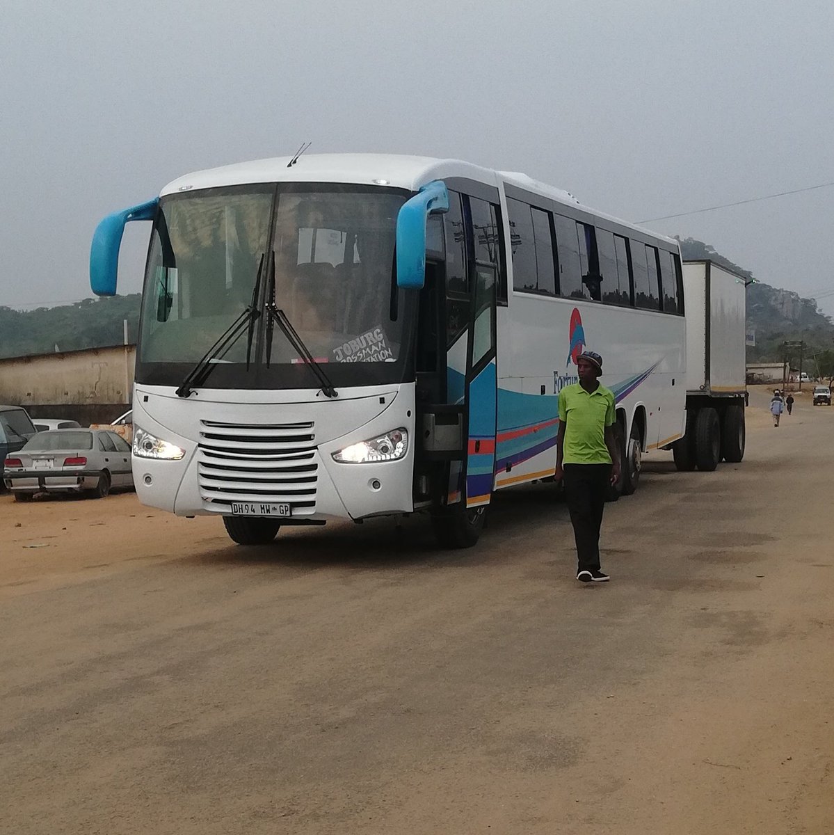 Fortune_Bus's tweet photo. To our beloved customers, we would like to say, please stay at home for now.
#StayHomeSA
#Covid19SA
#Covid19Zim https://t.co/rzIJjdbQSx