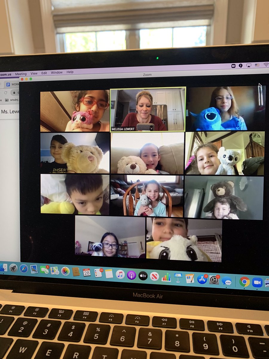 M_Lewert's tweet image. Some of my cuties working with their favorite furry friends! #StuffedAnimalDay @joanne_shafer @WdbgSchools