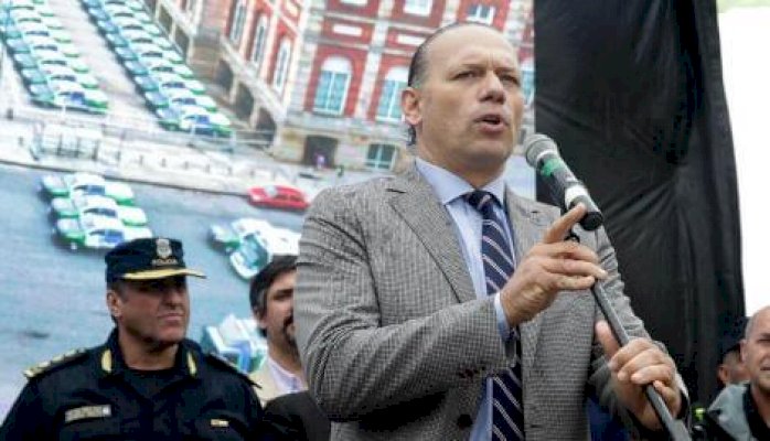 PulsoTucuman's tweet photo. Coronavirus en la Argentina | Sergio Berni, contra la liberación de presos: “Si fuera por mí, no sale ninguno” https://t.co/8bMFyB2HCx https://t.co/iQx2iqpg3P