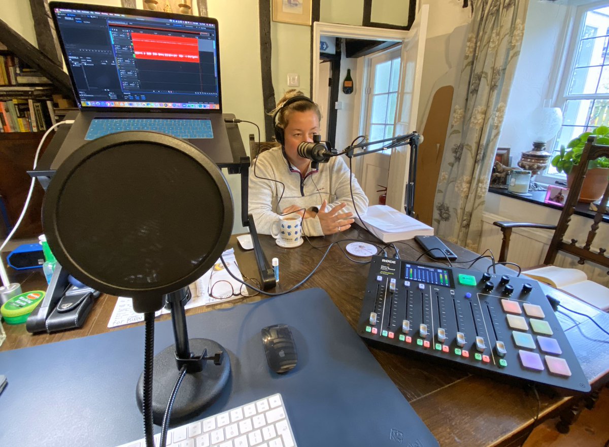 KRingsdore's tweet photo. I had the privilege of interviewing @LStruszczak about all aspects of #PhDlife which was fascinating especially for a non-academic like me. Really looking forward to sharing this #podcast with you soon #PhD #scientist @UniofBath #TheTechLab https://t.co/zq2PW9gAwK