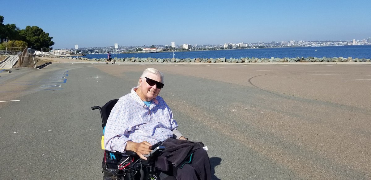 lstedd's tweet photo. We took a stroll on Shelter Island yesterday. Great open spaces. Here's Jack enjoying the day. https://t.co/1fSwRIH03Q