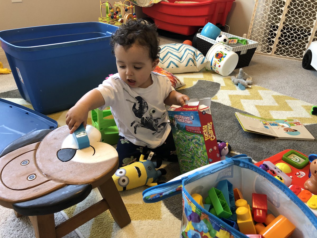 AmarisCastillo's tweet image. Today’s quarantine activity because I’m growing even more desperate: having him retrieve Mega Bloks from inside a @LuckyCharms cereal box. I don’t know if it helps with development but it lasted approximately 34 seconds. #QuarantineParenting