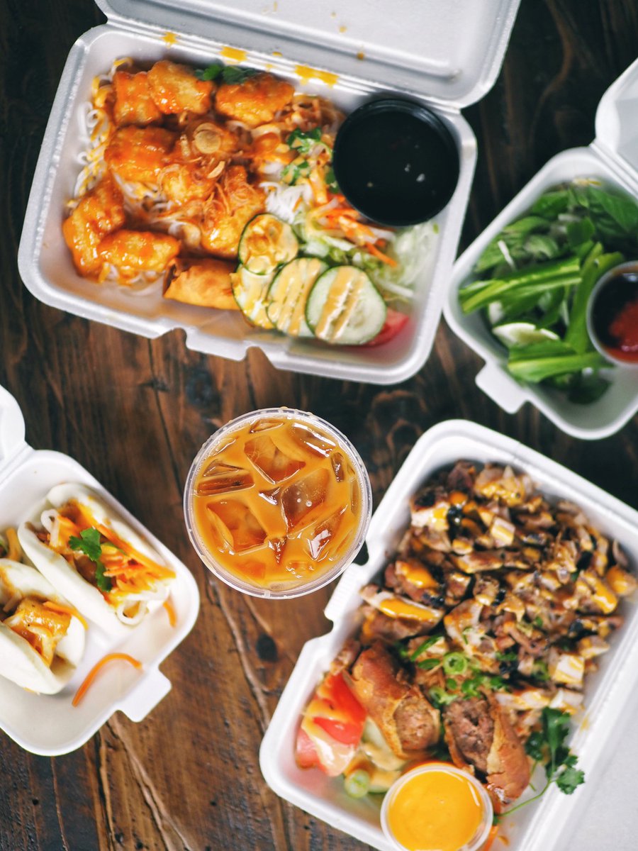 TasteCookSip's tweet photo. Make your #TakeoutTuesday a #TastyTuesday w/ curbside pickup or 3rd party delivery from @vietnomzfl Winter Park or Waterford Lakes/UCF! ⁣⁣⁣

We picked up a feast of flavor and can't wait to do it again. 💜Giveaway: https://t.co/CsPZVTEqGD  #407Days  #OrlandoToGo #PickupOrlando https://t.co/YSkrk5lnQW
