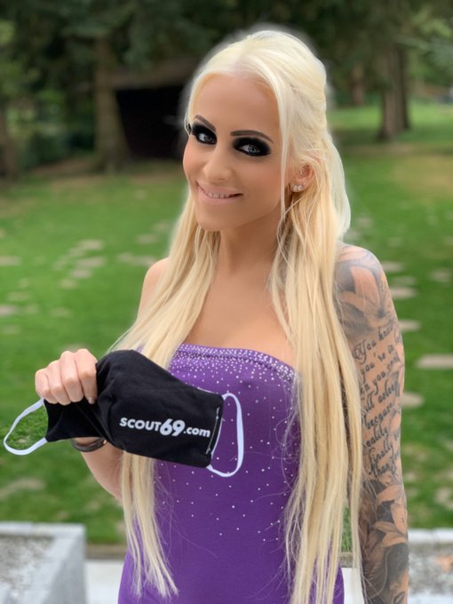 Wie kommt ihr mit der Maskenpflicht zurecht?  Auf Insta mache ich ein Gewinnspiel schaut mal rein: tinis_lifestyle<a href="/tag/neuesprofilbild"class="tags"><span>#neuesprofilbild</span></a>
