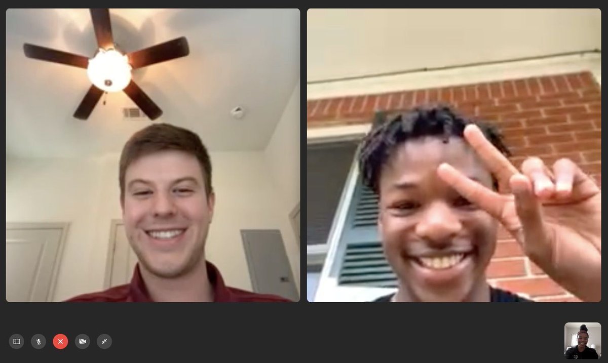 Still needing to #VisitMSU? No problem! Our Student Roadrunners would be happy to help you learn more about Mississippi State with a virtual session! 

Follow this #linkinbio to register for your session today! #ChooseMSU #BulldogBound