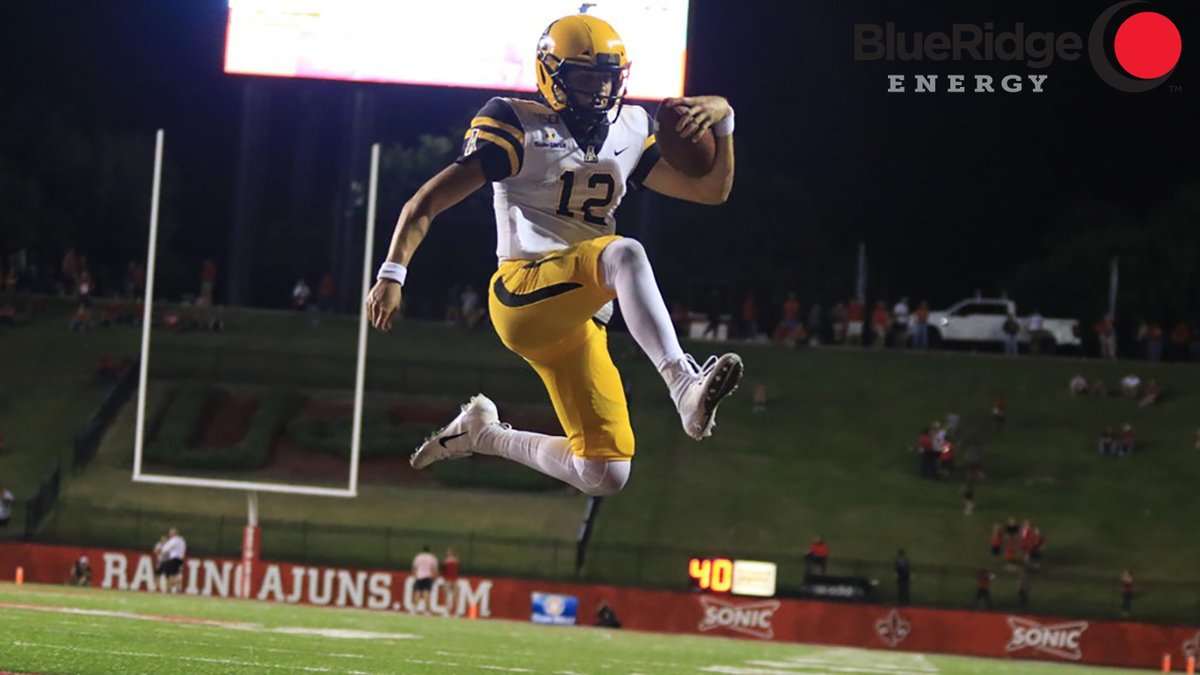appstatesports's tweet photo. After a close race, here is your Photo of the Day! 📸 Presented by @blueridgeemc. Congrats, @AppState_FB 👊 https://t.co/GIqt8P2C6N