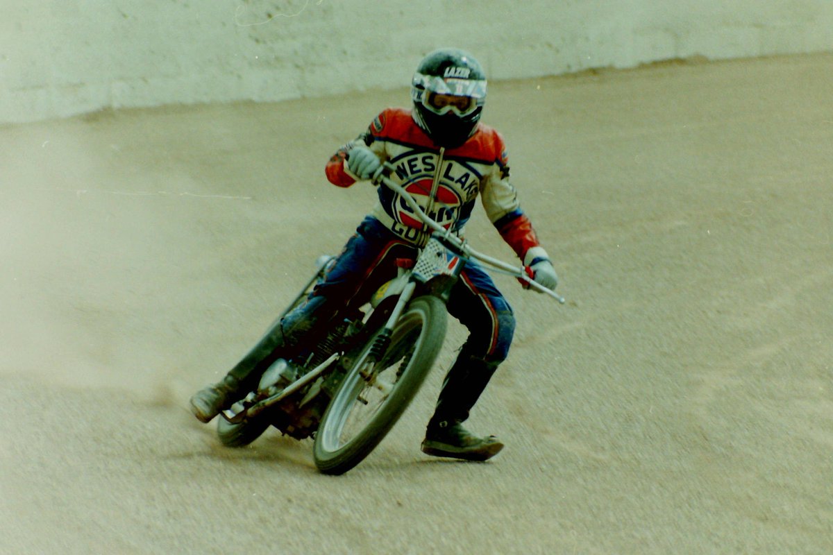 <a href="/UprightSpeedway/">Upright Speedway </a> I987, me in the ex PC leathers on the Honda 125 he had! Good times 😁