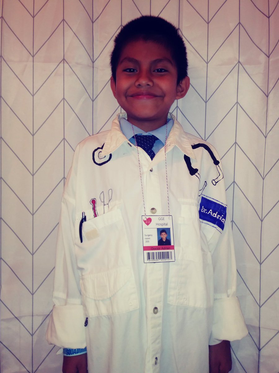 CrystalL239's tweet photo. Adrian's favorite Superheroes are Doctors @GGEseagulls SPIRIT WEEK DAY 2 ! @collierschools #CCPSProud https://t.co/CpLTlJkZUW