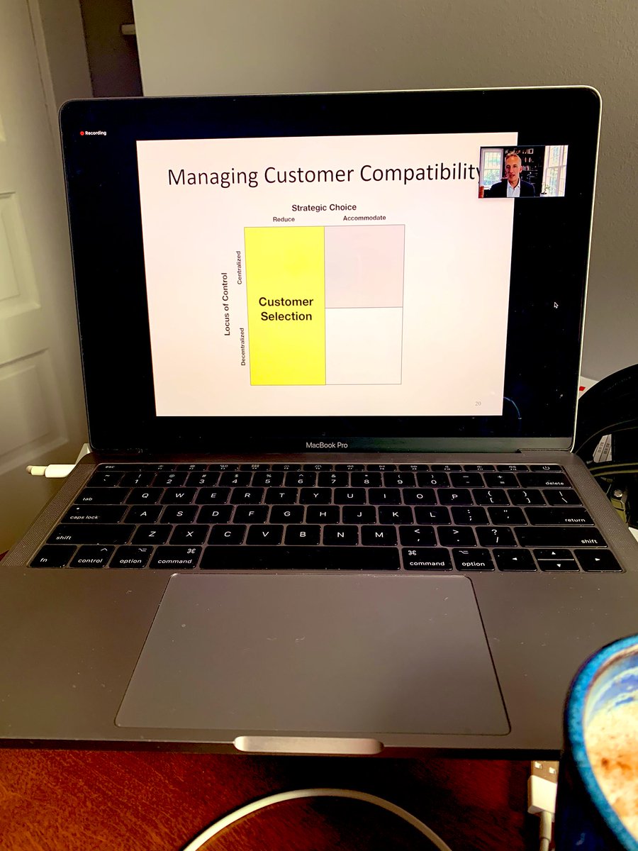 fileneresearch's tweet photo. When you try to be all things to all people, you end up with more brand complexity, less customer satisfaction, lower net promoter scores and higher costs. @HarvardHBS prof Dennis Campbell has a 2x2 matrix to talk through better options. #newCUexperience #FileneGoesVirtual https://t.co/VemNU7n9TM