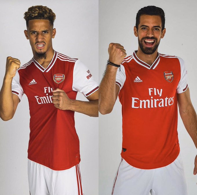 VipArsenal's tweet photo. Saliba and Mari combined in the Premier League this season:
0 goals conceded
100% clean sheets

Premier League isn't ready for this sauce. 🔥 https://t.co/wC0TwNoDHm