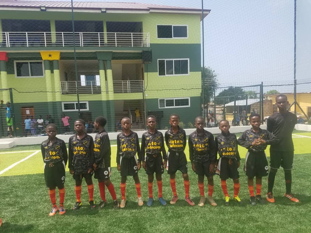 Pure love ❤️ from the motherland 🇬🇭 to the 🌍.<a href="/KINGNAAH/">DIVINE NAAH 🇬🇭</a>

 .<a href="/NACnl/">NAC Breda 💛🖤</a>