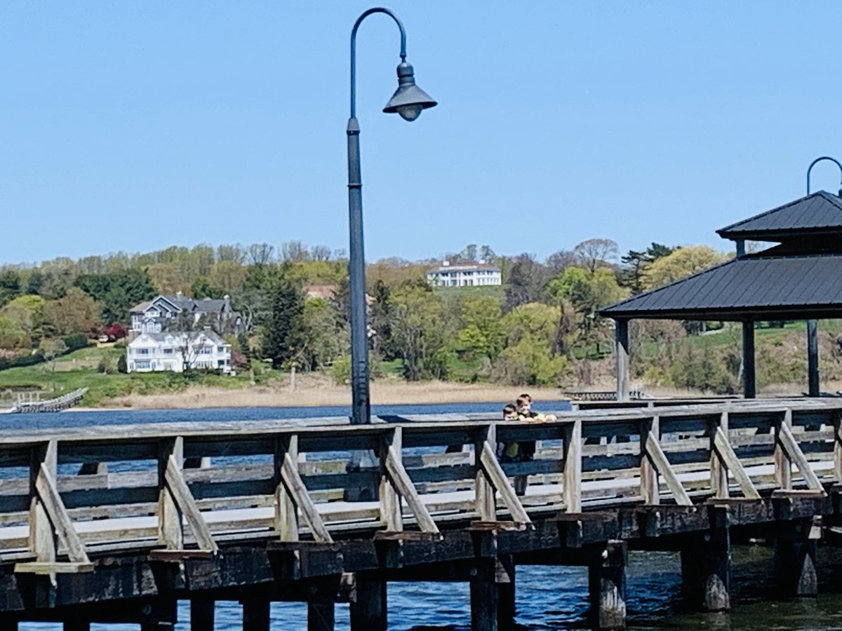 Taking a break from virtual learning to enjoy the nice weather #RPFamily @RPPrincipal <a href="/JackieConniff/">Jackie Conniff</a> <a href="/kevinsjmtps/">Justine Kevins</a>