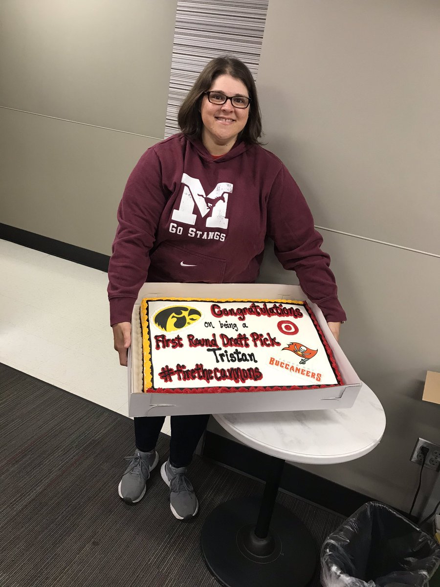 kurtgriebel's tweet image. Welcome back home @stkwirfs You are our 1st RD pick! Congrats again @TristanWirfs74 enjoy the cake 🎂 &amp;amp; #GoBucs @stevecrawford22 @mschindele @Alicia_Michel21 @Le_Hulett @marcinkrawat @TargetTess @brittrader_TGT @PaigeWatson_TGT #NFL @Target @lynchds1 @JaMayaAustin_