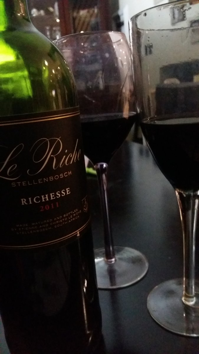 murrayschreiber's tweet photo. @leRicheWines tonight's dessert. Some aging and it is quite superb!
#Richesse #wine https://t.co/gzmVeDrSaL