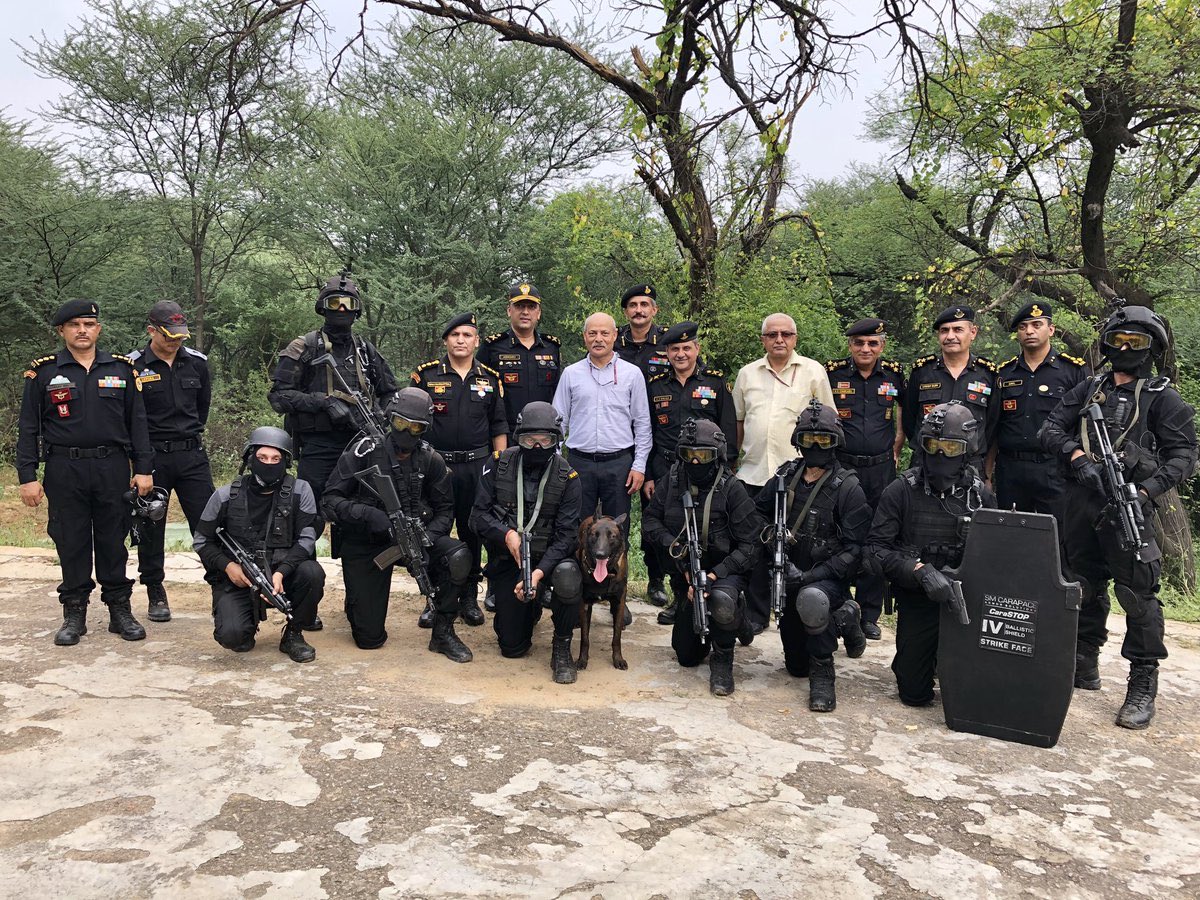 NSG’s CTTF (Counter-Terror Taskforce) is based in Delhi and is the primary pan-India CT response unit. The CTTF is fully self contained made up primarily of 51 SAG assault teams (with K9s) but also has attached units of EOD (Bomb disposal), a command group and support staff