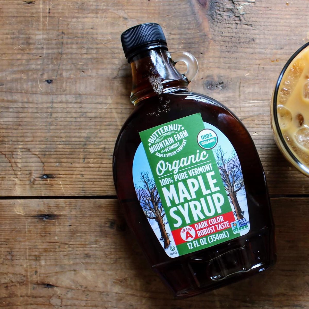 butternutmf's tweet photo. Add it to your hot or cold brew, yogurt, marinades, baked goods, and cocktails... when it comes to pure maple syrup, you can't go wrong! 🍁
#naturesbestsweetener #healthychoice #organicmaplesyrup https://t.co/oMBP6iPKGd