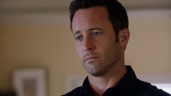 AlohaIndigoGirl's tweet photo. @hildaliporace Hola amiga!😘How are you &amp; your loved ones?🙏 I'm still working from at home and we're all okay.  Weather is also dropping down a bit but not too much. Please stay safe &amp; well, Hilda!🤗

#AlexOLoughlin #SteveMcGarrett #H50 https://t.co/isdxmiYYTP
