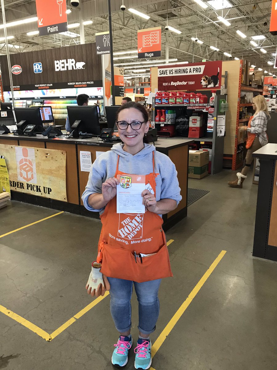 Please say hello to Zeta as this is her first Homer and shoutout on Twitter. Zeta observed a purse thief and took action to get the purse back to the proper owner.  Zeta is new to HD, but lives our values daily.  <a href="/HDMuzi/">Patrick Muzi</a> <a href="/Jbittsvikings/">JB</a> <a href="/ColeWagner897/">Cole Wagner</a>