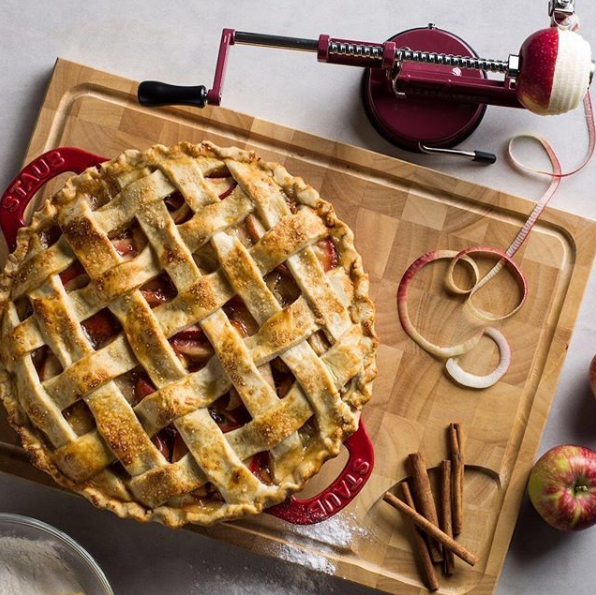 mycloverdale's tweet photo. Happiness is homemade. 🍎
📷: @kspstuff
#homemade #baking #pie #kitchenstuffplus #etobicoke #toronto https://t.co/IF9JOlBJdF