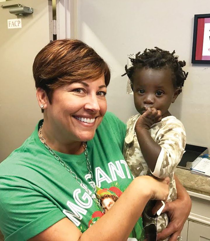 Shout-out to Tracey Galloway, #SWFL Hunger Advocate. She made a generous gift to help #Rotary Club in #Florida raise funds to help college students who can't pay their tuition due to coronavirus crisis. Please help today and make a donation now: shorturl.at/hGLN3 #COVID19