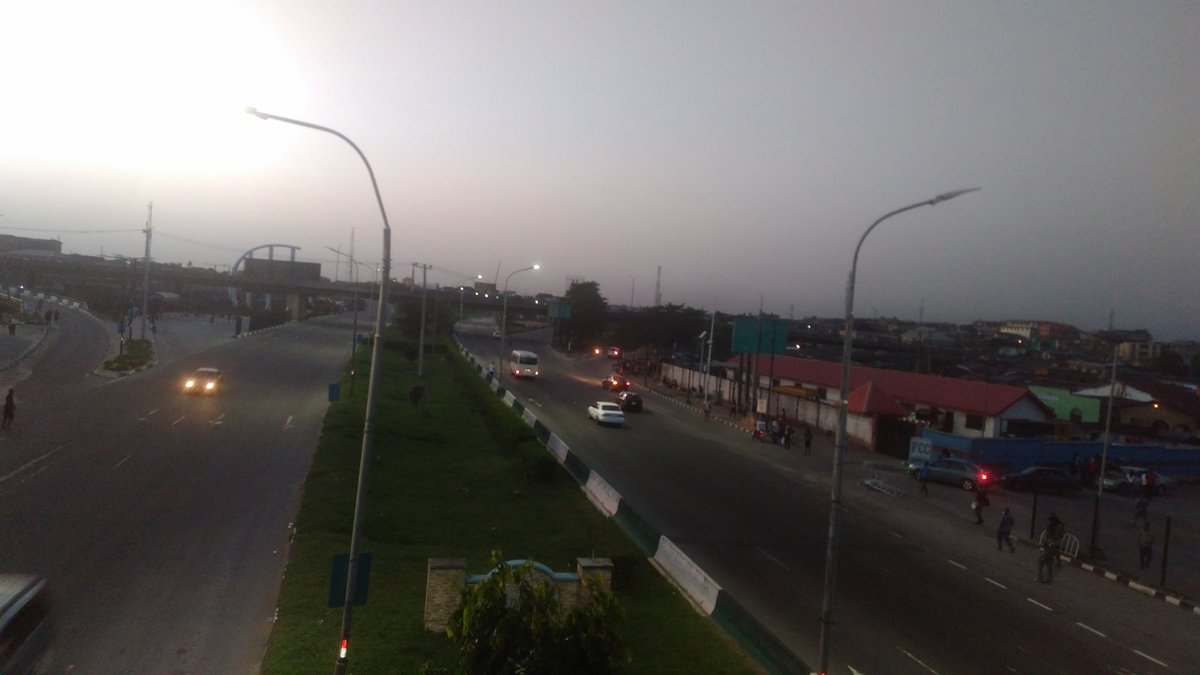 NuolBeth's tweet image. RT "RT Gidi_Traffic: "Austynzogs: Gidi_Traffic 19h11: Iyana Oworo #3RDMB #COVID19 #lockdownlagos https://t.co/BQRy4FtCKe"
