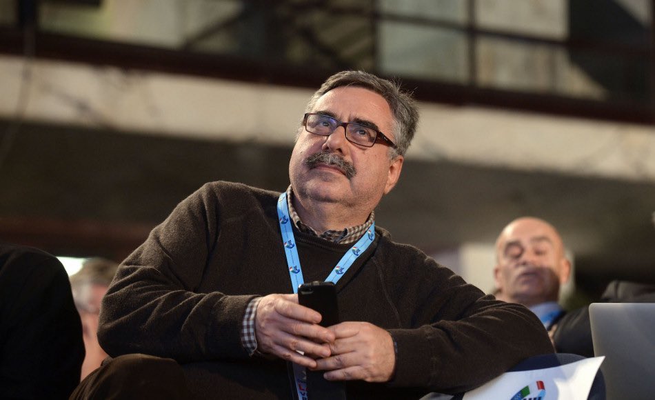 Il Patto per il Paese a cui guarda il sindacato

Oggi pomeriggio ha celebrato la Giornata mondiale per la Salute e la Sicurezza sul Lavoro. Intervenuti Barbagallo, Puglisi, <a href="/PiraniP/">paolo pirani</a> 

uiltec.it/1739-il-patto-…