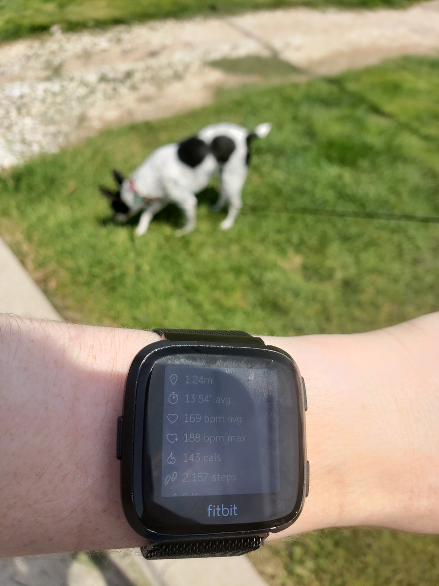 ikarabouthealth's tweet photo. Ran a mile and a half then did a cool down walk with the dog after for a mile and a half. Then did some post run/walk abs! Enjoying the 76 degree weather today!😄   #wiustayathomechallenge https://t.co/FaSG0QTa25