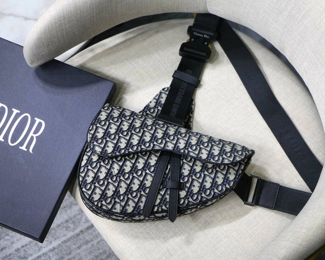 plug_miss's tweet image. 💙 CHRISTIAN DIOR SADDLE 💙
-
VARIETY OF DIFFERENT COLOURS 🌈
BANK TRANSFER &amp;amp; PAYPAL 💷
DM FOR INFO &amp;amp; TO ORDER 📲
24/7 REPLIES 🛂
-
#womensdesigner
#christiandior
#womensbags #summerfashion #rep #clone #newseason