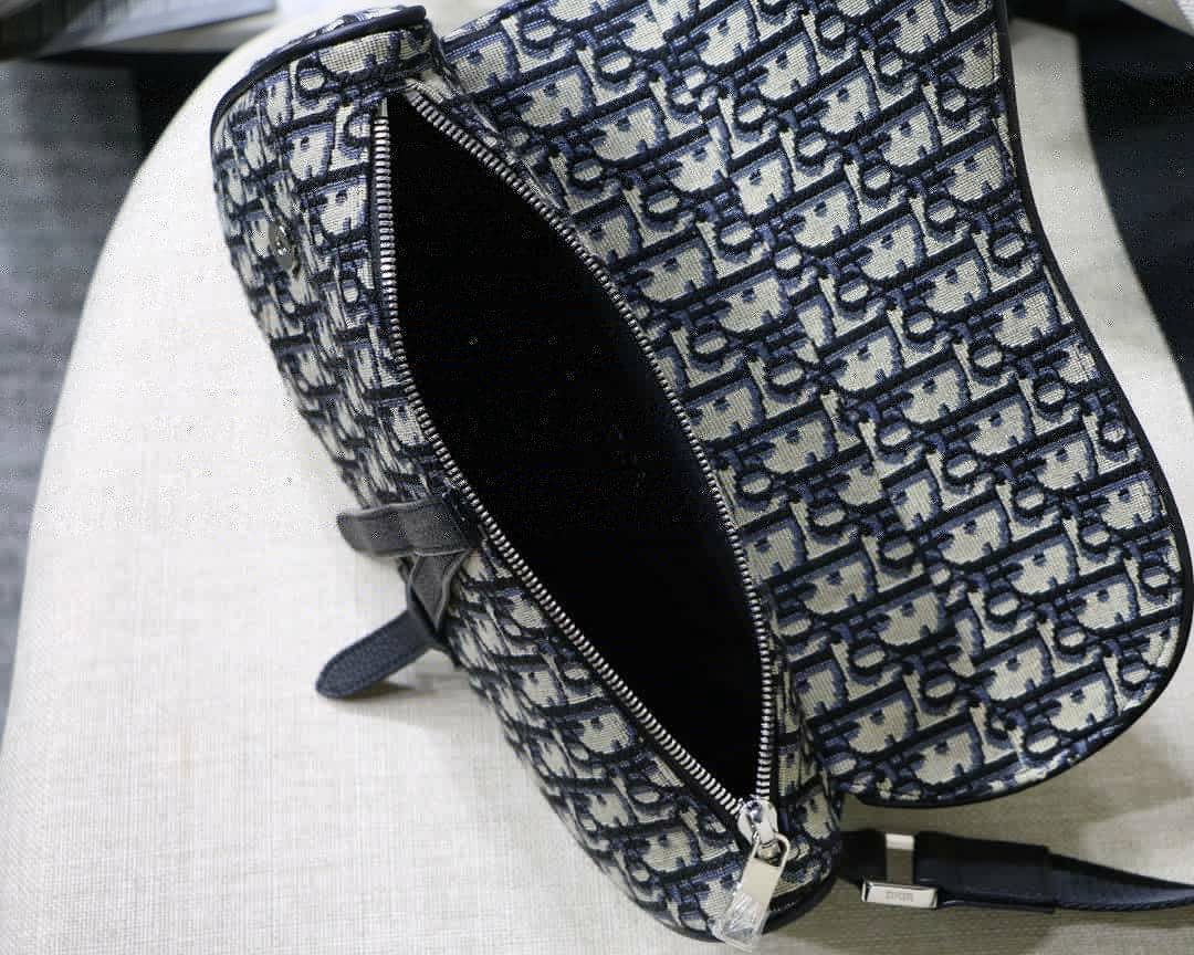 plug_miss's tweet image. 💙 CHRISTIAN DIOR SADDLE 💙
-
VARIETY OF DIFFERENT COLOURS 🌈
BANK TRANSFER &amp;amp; PAYPAL 💷
DM FOR INFO &amp;amp; TO ORDER 📲
24/7 REPLIES 🛂
-
#womensdesigner
#christiandior
#womensbags #summerfashion #rep #clone #newseason